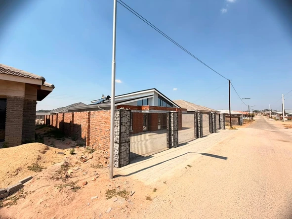 4 Bedroom House