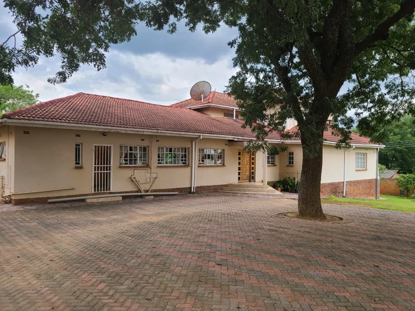 5 Bedroom House