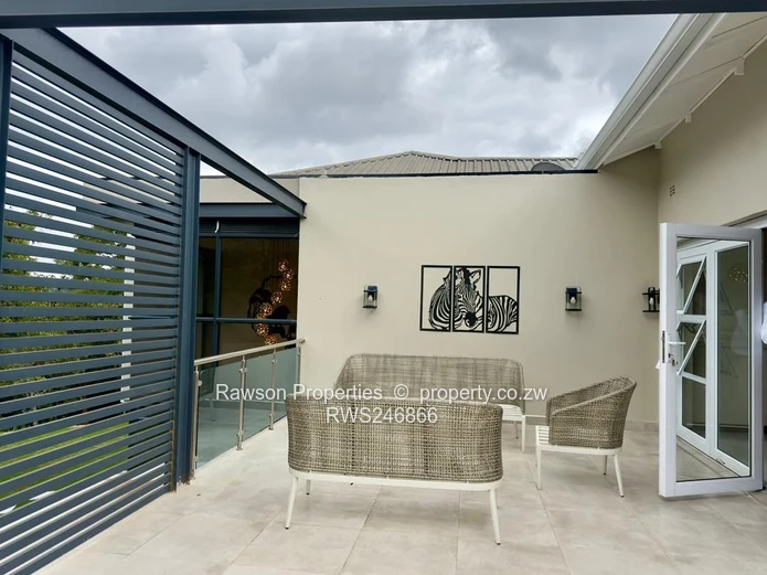 Prestigious Glen Lorne Contemporary Residence