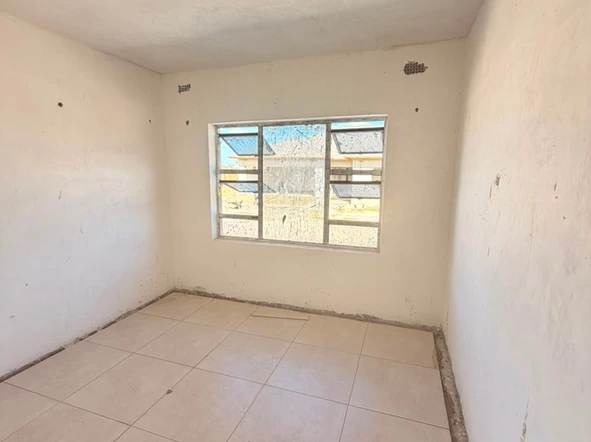 4 Bedroom Garden Flat