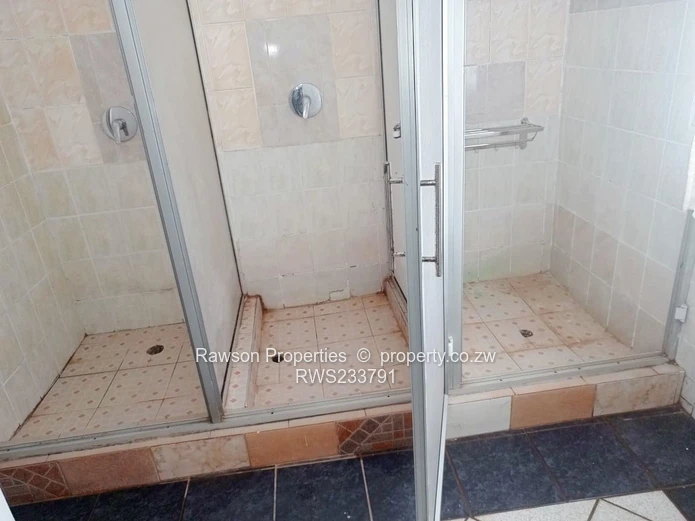 Chinhoyi house for sale