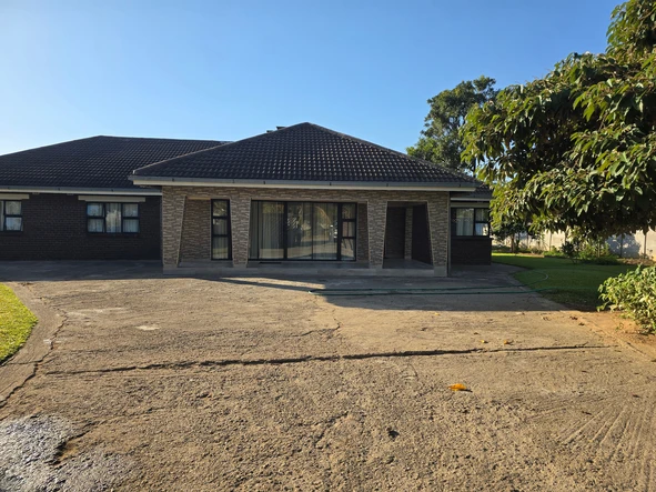 5 Bedroom House