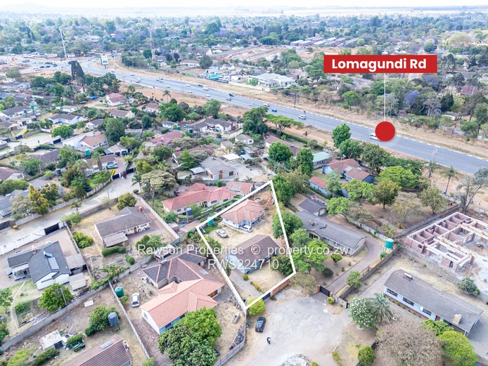 Bluffhill 2 houses on the same yard for sale (Sole Mandate)