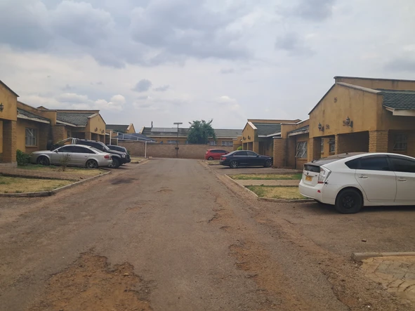 2 Bedroom Garden Flat