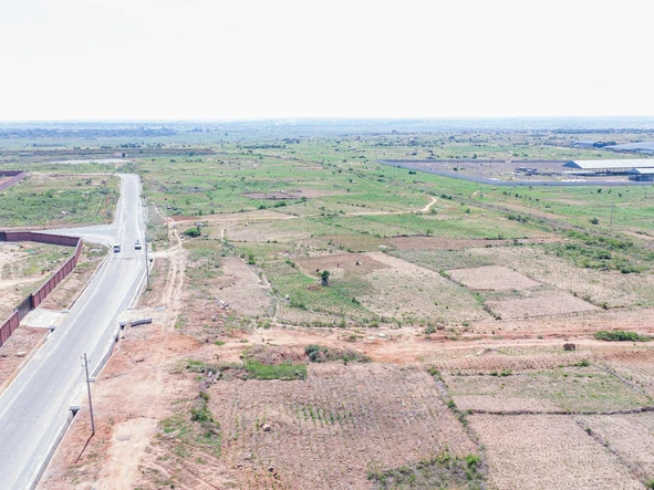 Commercial & Industrial Land