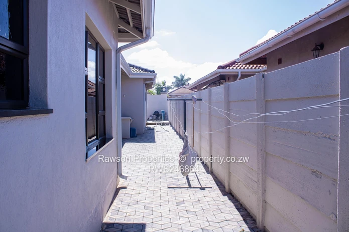 Unique Home in Madokero Estate  (Sole Mandate)