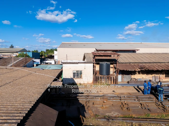 Commercial Space with Unlimited Possibilities!