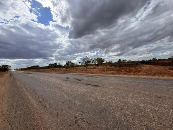 Farm & Agricultural Land