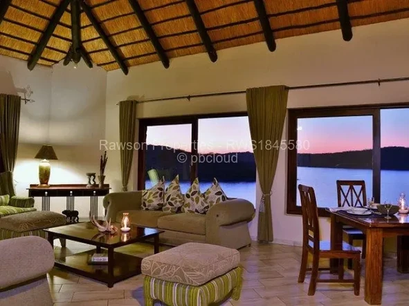 Hotel & Lodge