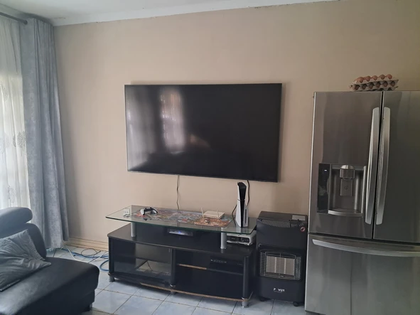 2 Bedroom Garden Flat