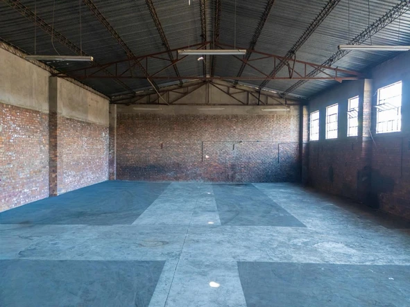 Warehouse & Factory