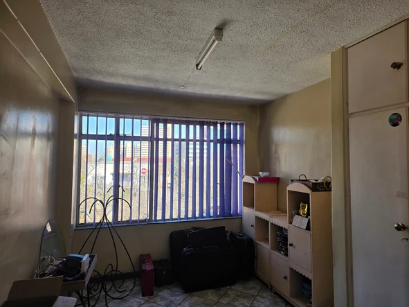 3 Bedroom Flat & Apartment