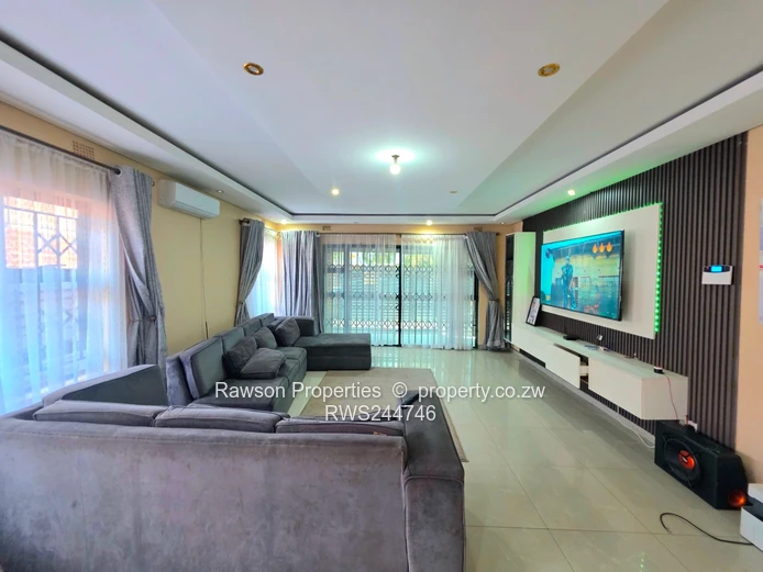 Magnificent 3 bedroomed house forsale!