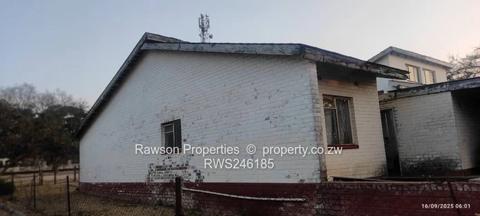 Marondera Cbd Garden Flat For Sale