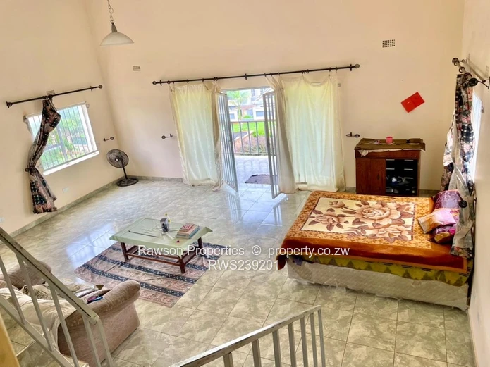 Stunning Modern Family Home (Sole Mandate)