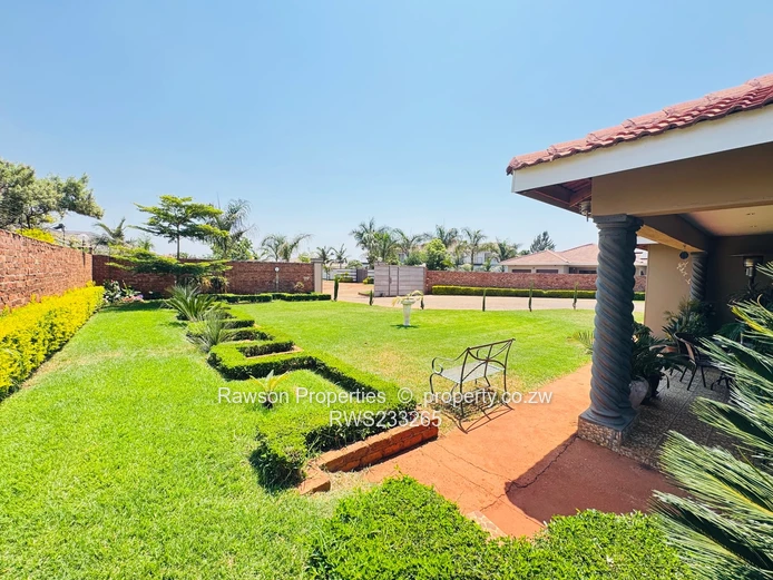 Very neat & modern house for sale in Mount Pleasant Heights