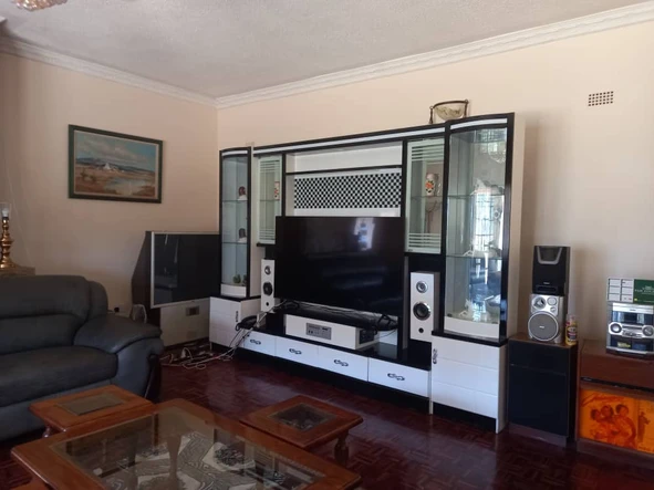 Farm & Agricultural Land