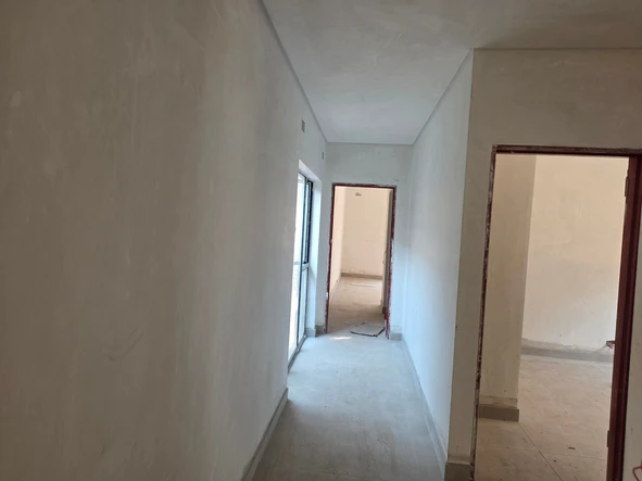 4 Bedroom Flat & Apartment
