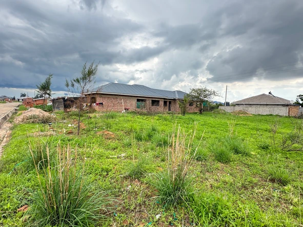 Stands & Residential Land