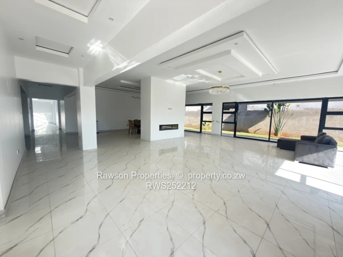 Mount pleasant heights newly built house for sale (Sole Mandate)