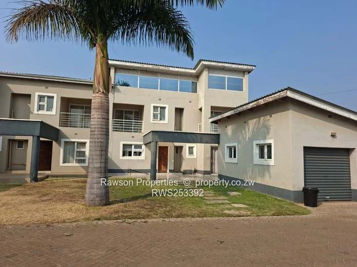 Avondale West Townhouse For Sale