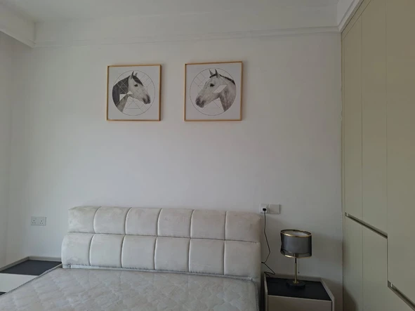 4 Bedroom Flat & Apartment