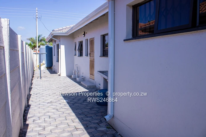 Unique Home in Madokero Estate  (Sole Mandate)