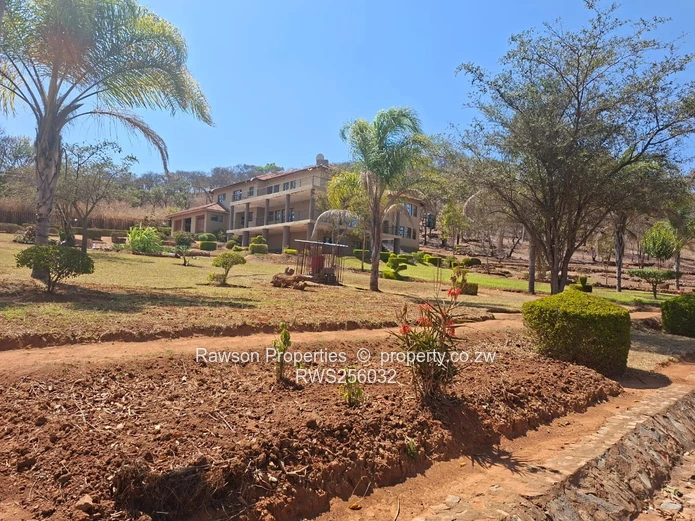 Carrick House For Sale (Sole Mandate)