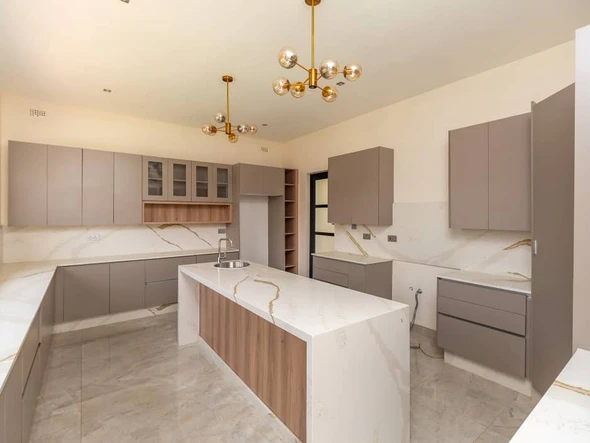4 Bedroom House