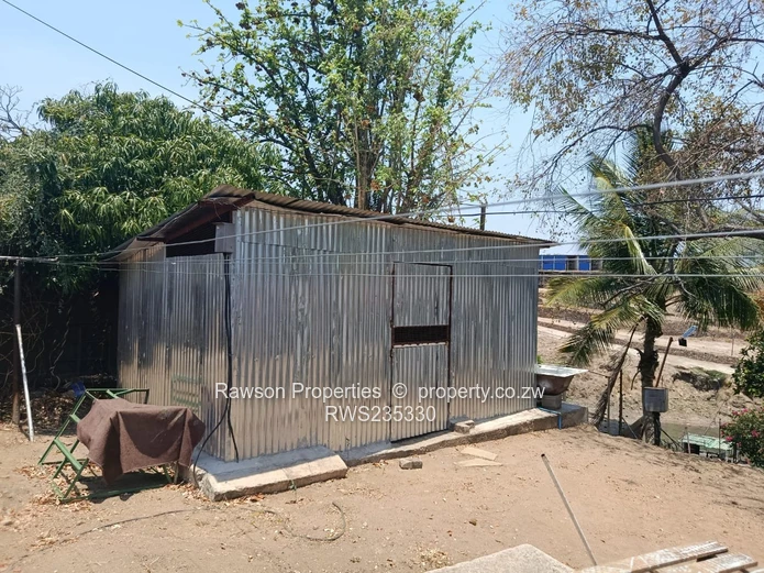 Kariba Safari Harbour
