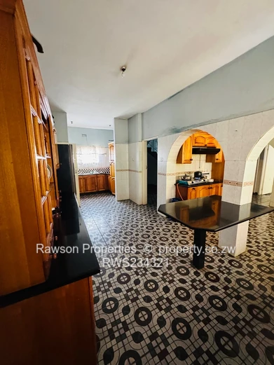 Marlborough  (Sole Mandate)