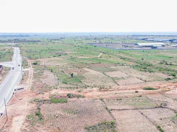 Commercial & Industrial Land