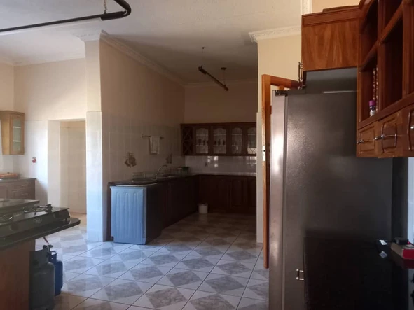 Farm & Agricultural Land