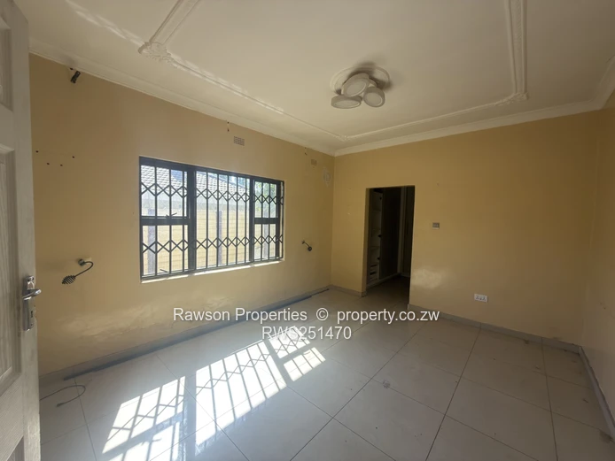 Kutandara Estate Family Home For sale (Sole Mandate)