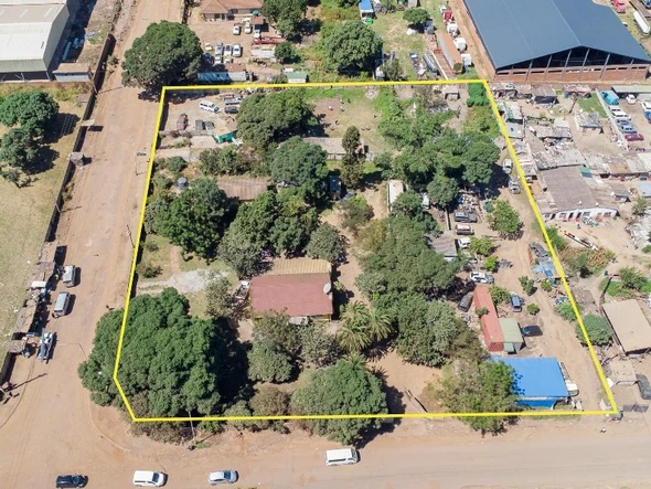 Commercial & Industrial Land