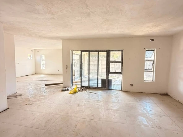 4 Bedroom Garden Flat