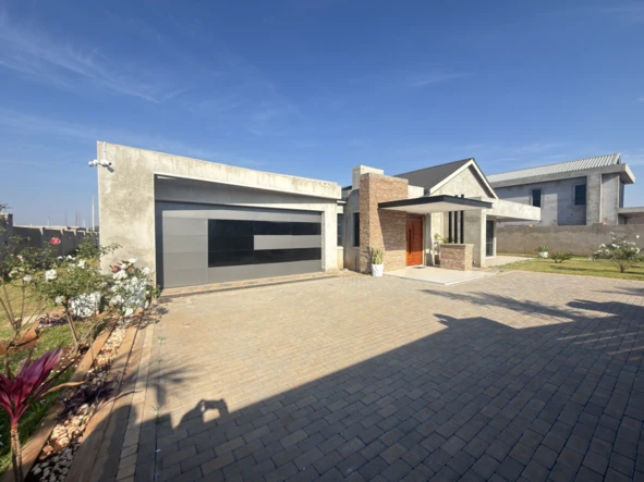 5 Bedroom House