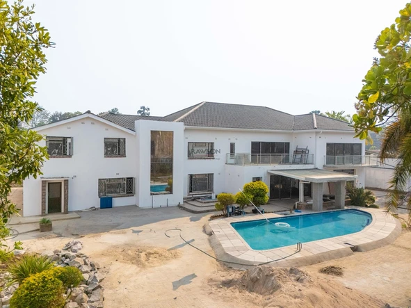 7 Bedroom House