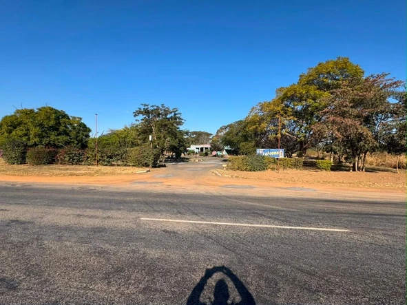Commercial & Industrial Land