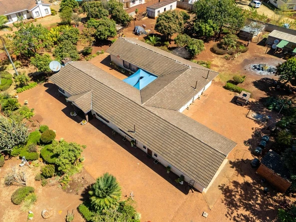 5 Bedroom House