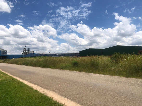 Commercial & Industrial Land