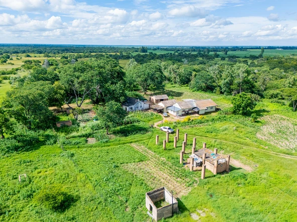 Farm & Agricultural Land