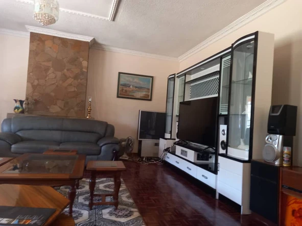 Farm & Agricultural Land