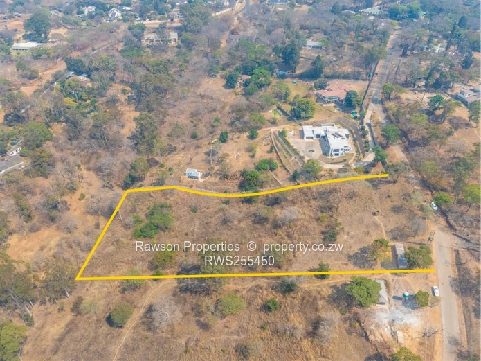 Helensvale Sloping Parcel with Private Road & Views
