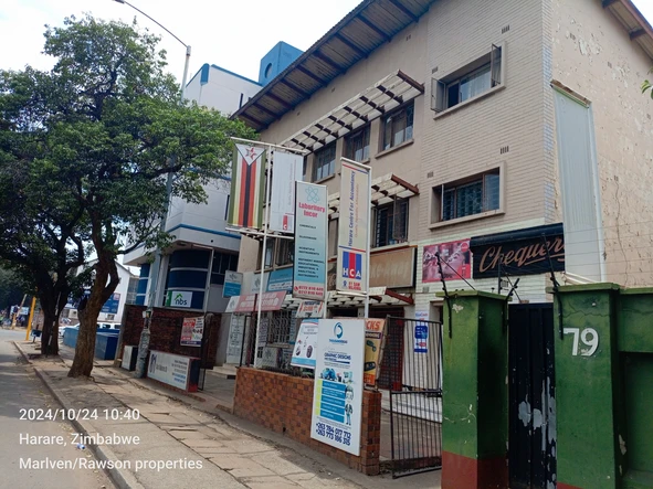 2 Bedroom Flat & Apartment