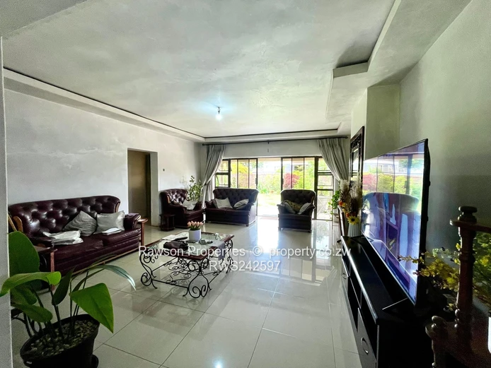 Borrowdale Pomona  (Sole Mandate)