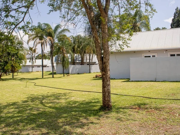 3 Bedroom Flat & Apartment