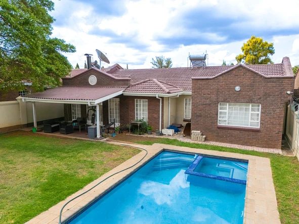 3 Bedroom Townhouse Complex