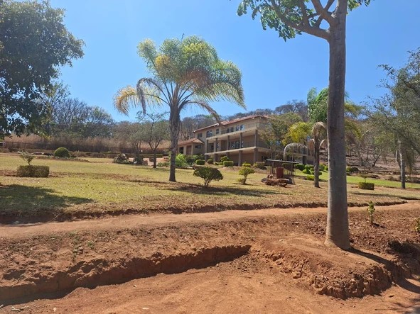 6 Bedroom House