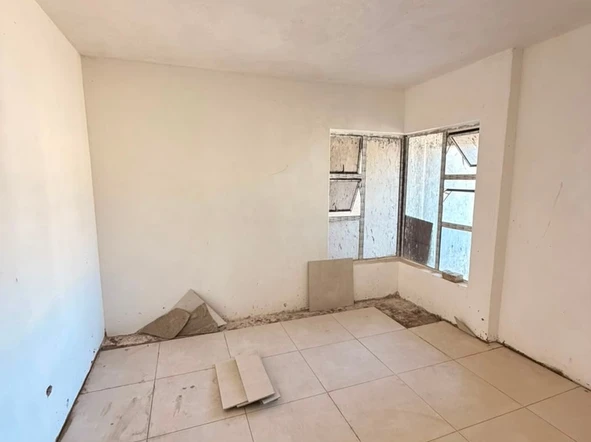 4 Bedroom Garden Flat
